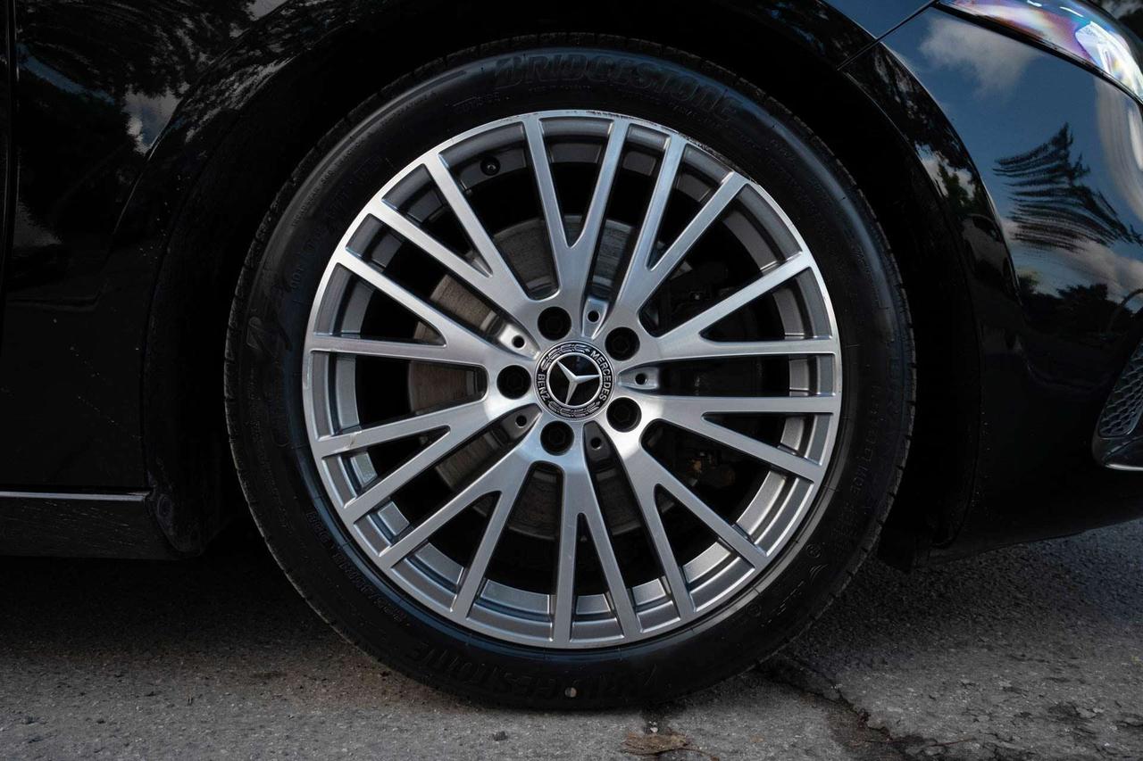 2022 Mercedes-Benz A-Class A 250 4MATIC Photo