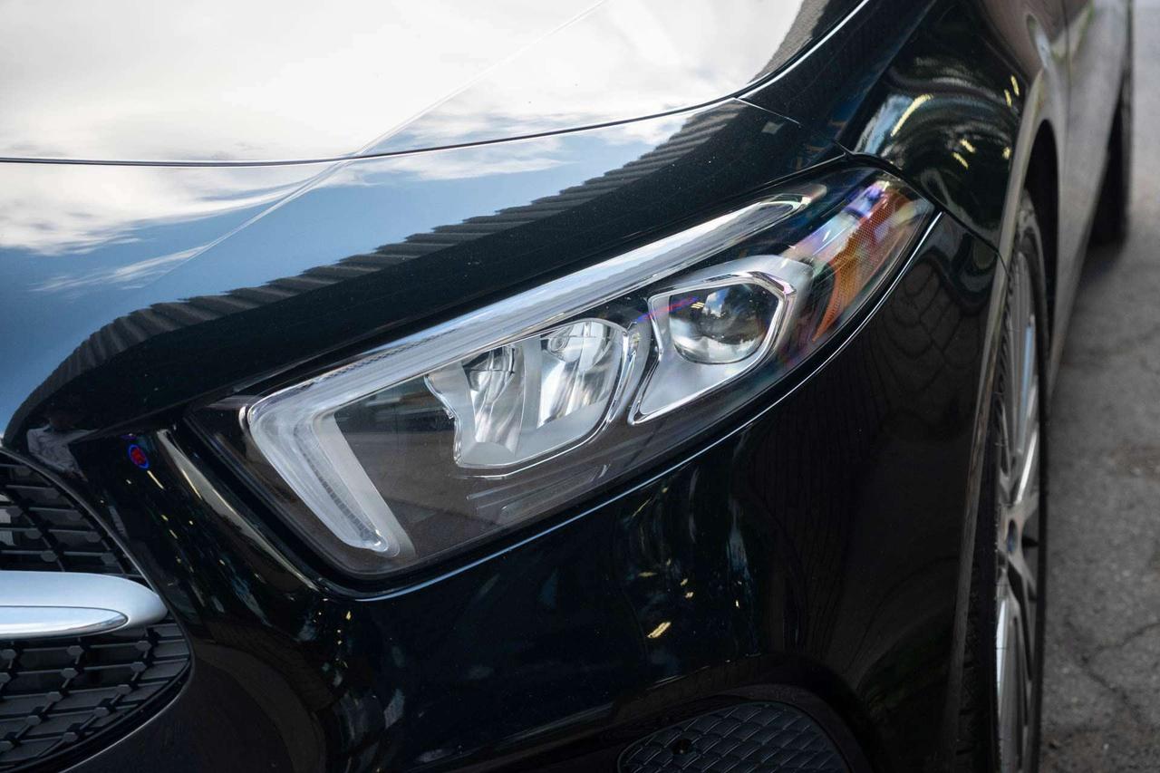 2022 Mercedes-Benz A-Class A 250 4MATIC Photo