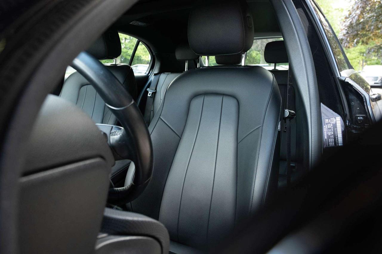 2022 Mercedes-Benz A-Class A 250 4MATIC Photo