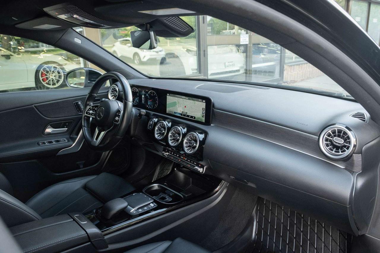 2022 Mercedes-Benz A-Class A 250 4MATIC Photo