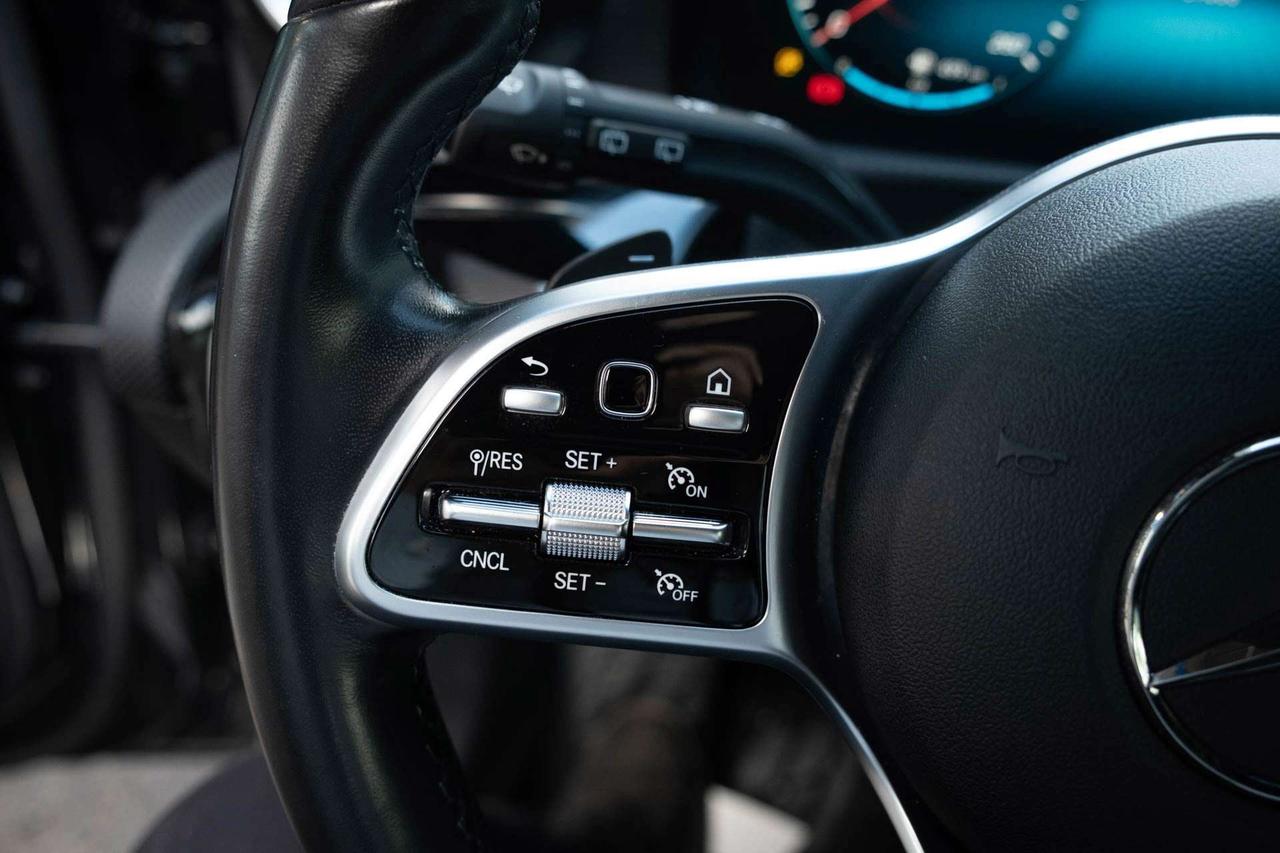 2022 Mercedes-Benz A-Class A 250 4MATIC Photo