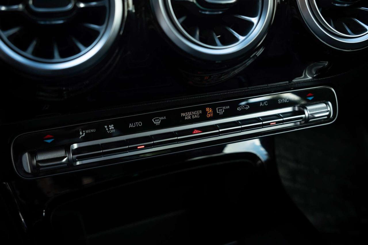 2022 Mercedes-Benz A-Class A 250 4MATIC Photo