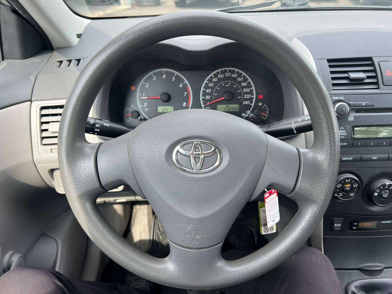 2010 Toyota Corolla CE Photo