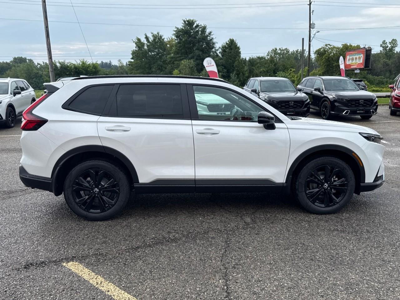 2026 Honda CR-V Hybrid Touring 4dr All-Wheel Drive Photo