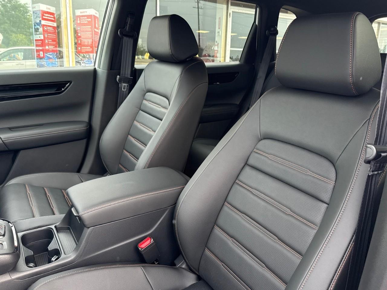 2026 Honda CR-V Hybrid Touring 4dr All-Wheel Drive Photo