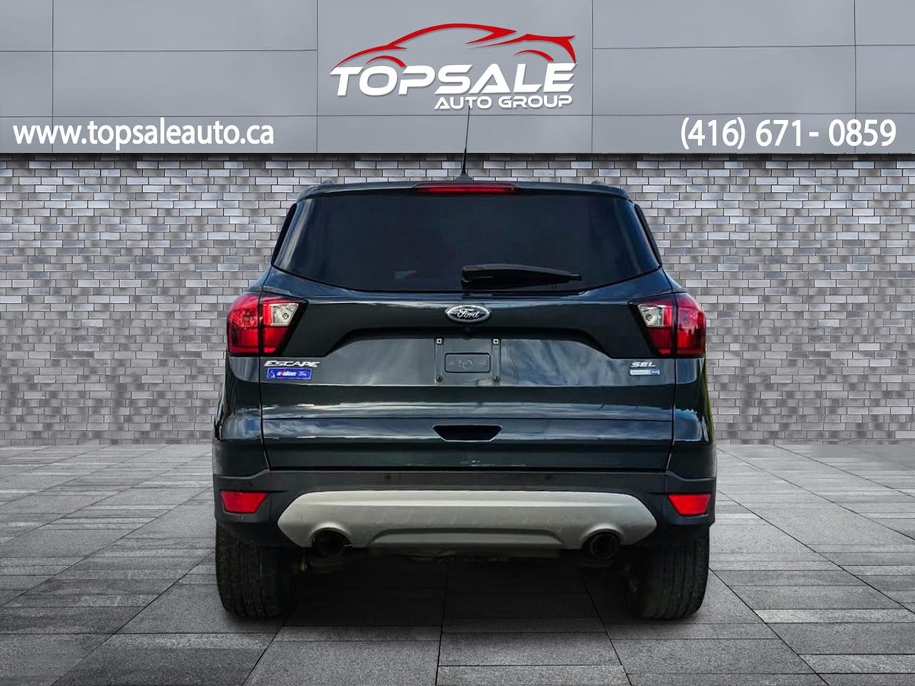 2019 Ford Escape SEL Photo