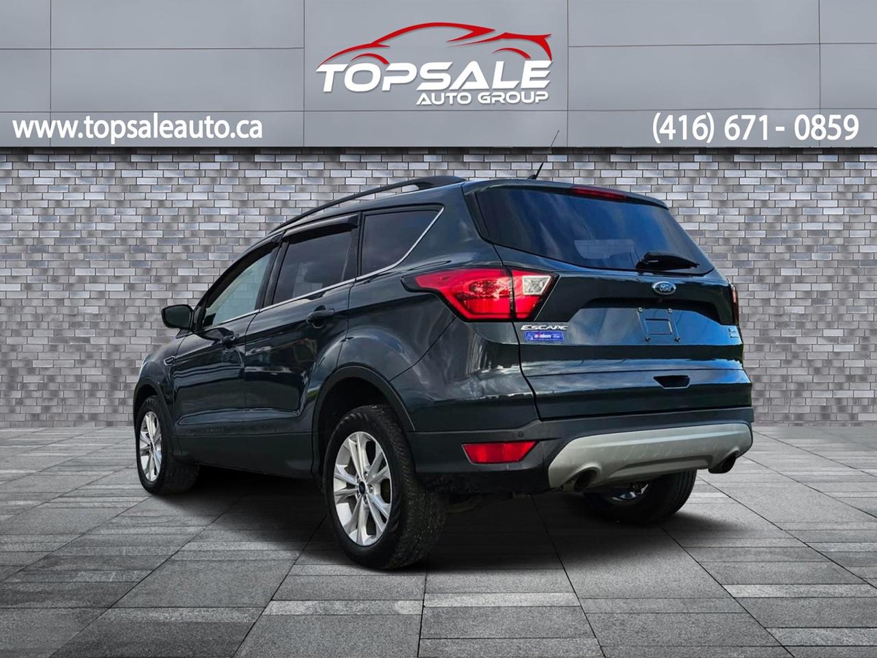 2019 Ford Escape SEL Photo