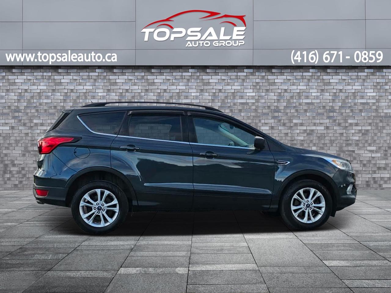 2019 Ford Escape SEL Photo