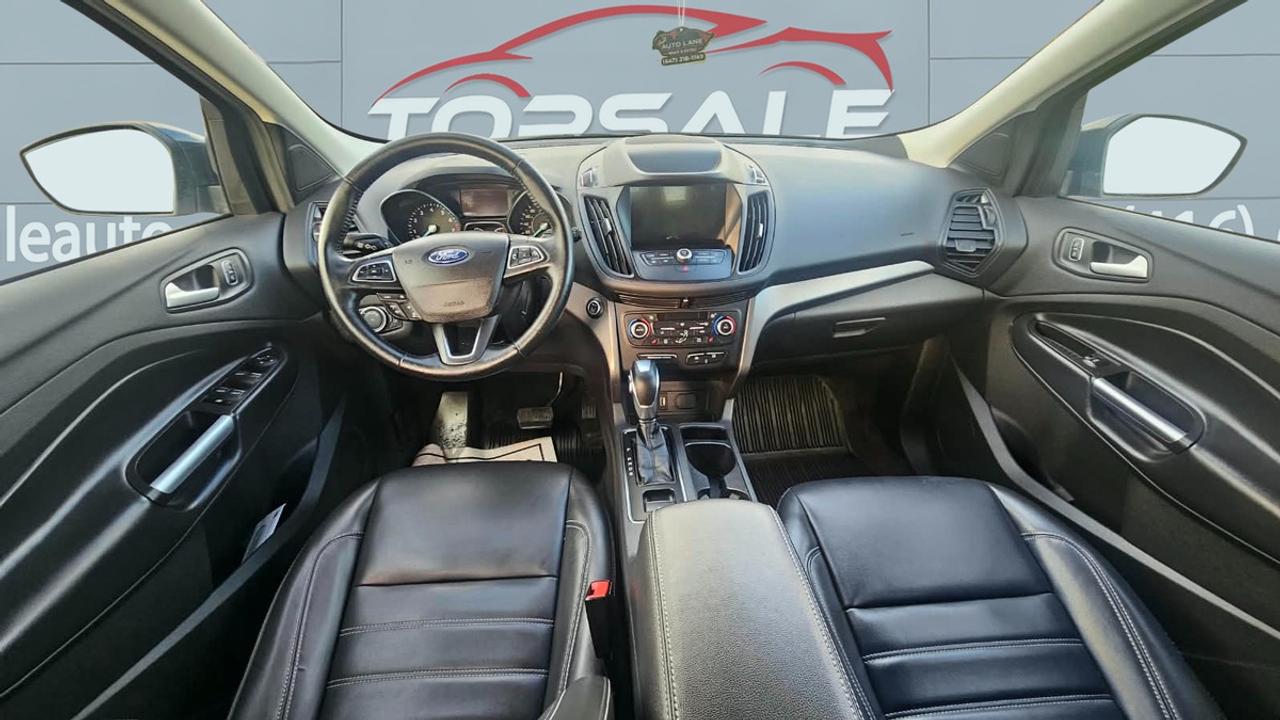 2019 Ford Escape SEL Photo