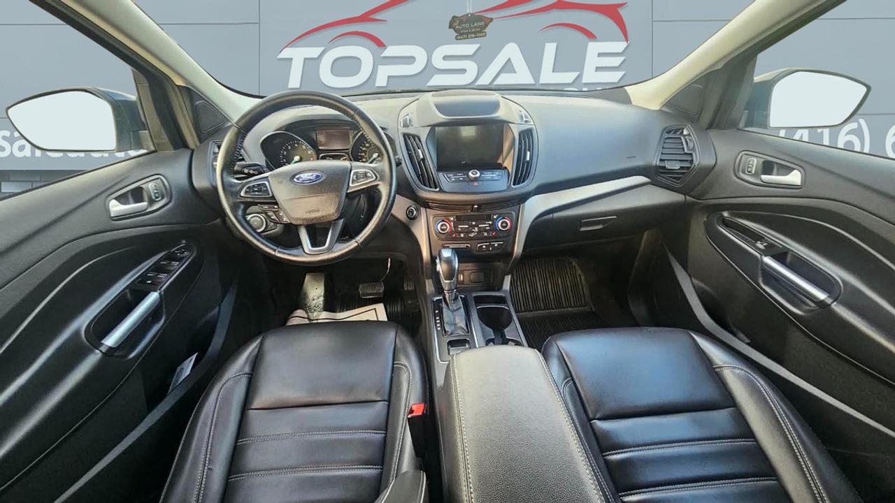 2019 Ford Escape SEL Photo