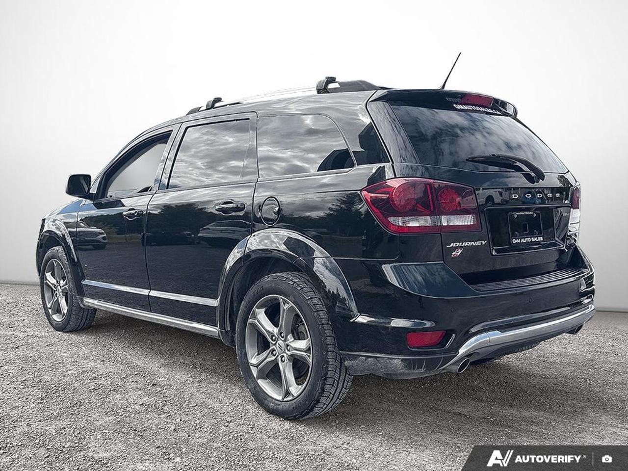 2018 Dodge Journey Crossroad Photo3