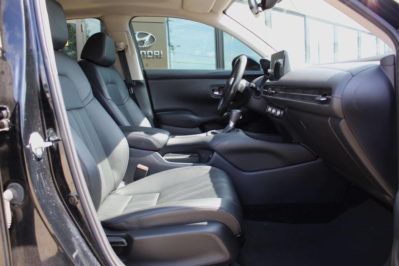 2023 Honda HR-V EX-L NAVI AWD Photo
