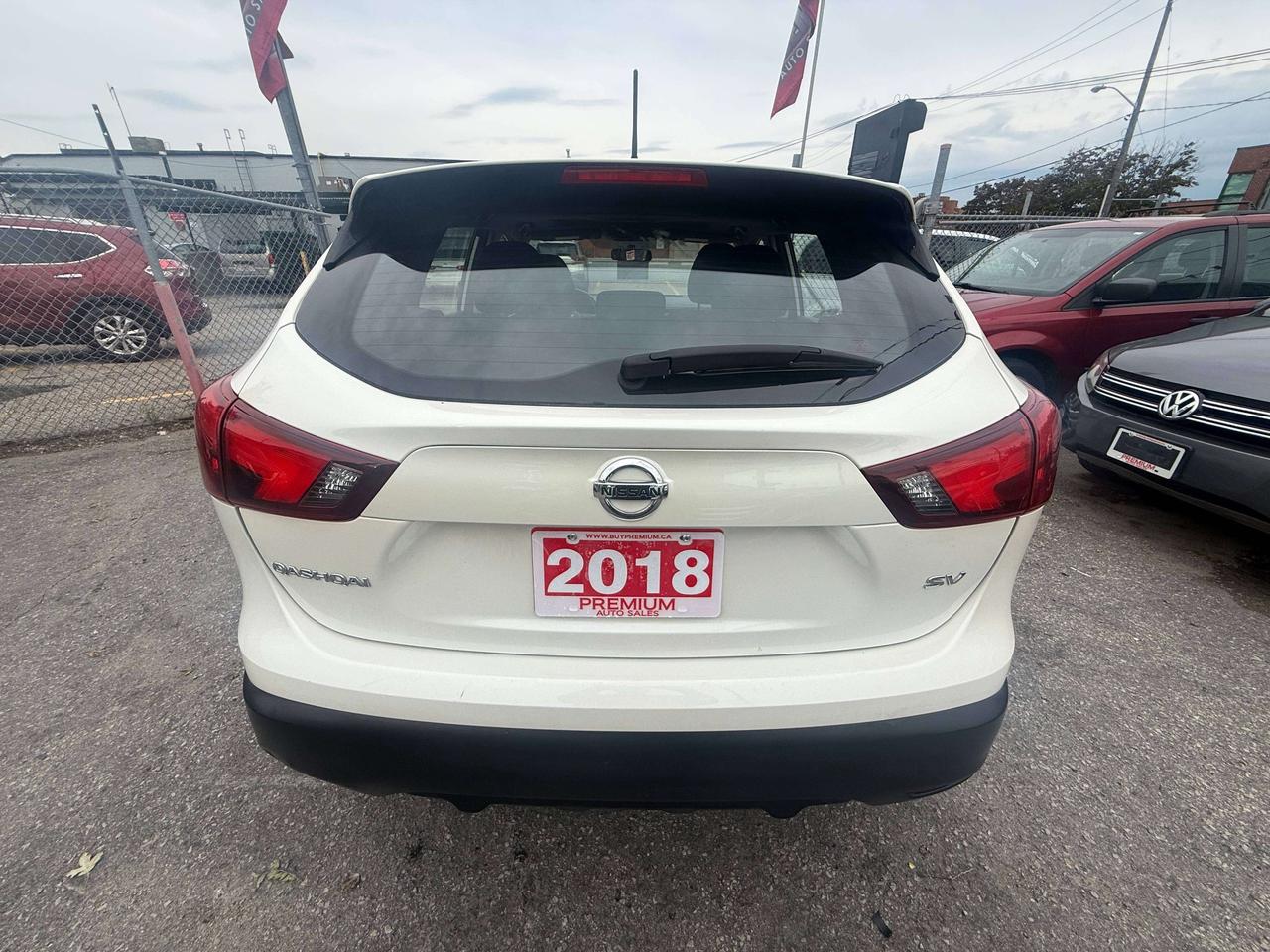 2018 Nissan Qashqai *** 3 YEAR WARRANTY INCLUDED *** Photo