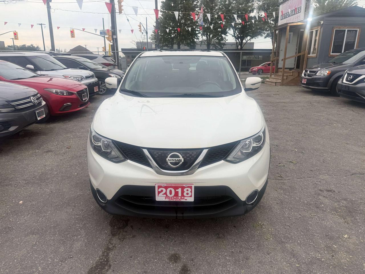 2018 Nissan Qashqai *** 3 YEAR WARRANTY INCLUDED *** Photo5