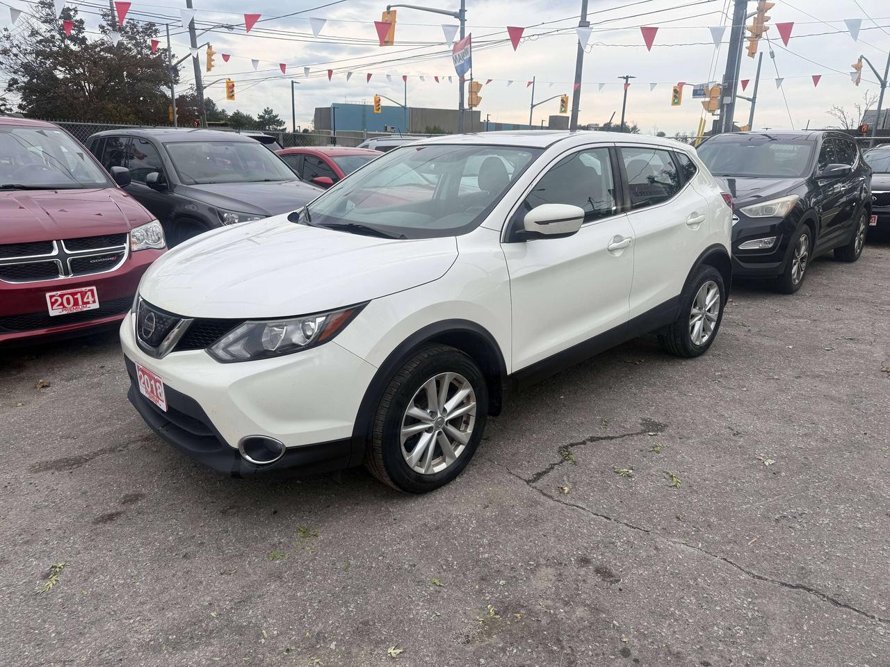 2018 Nissan Qashqai *** 3 YEAR WARRANTY INCLUDED *** Photo