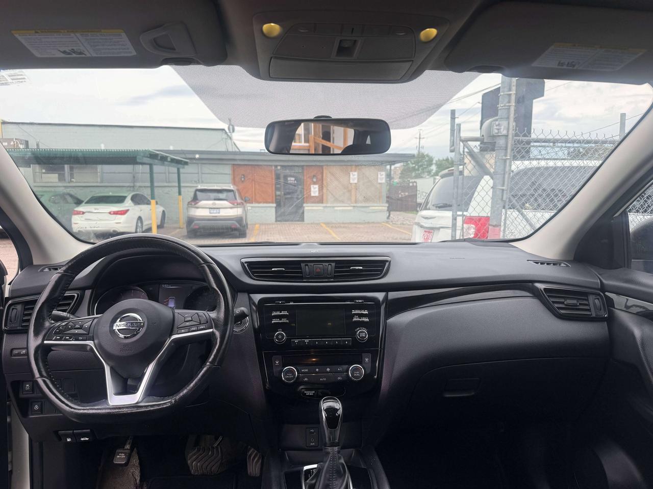 2018 Nissan Qashqai *** 3 YEAR WARRANTY INCLUDED *** Photo