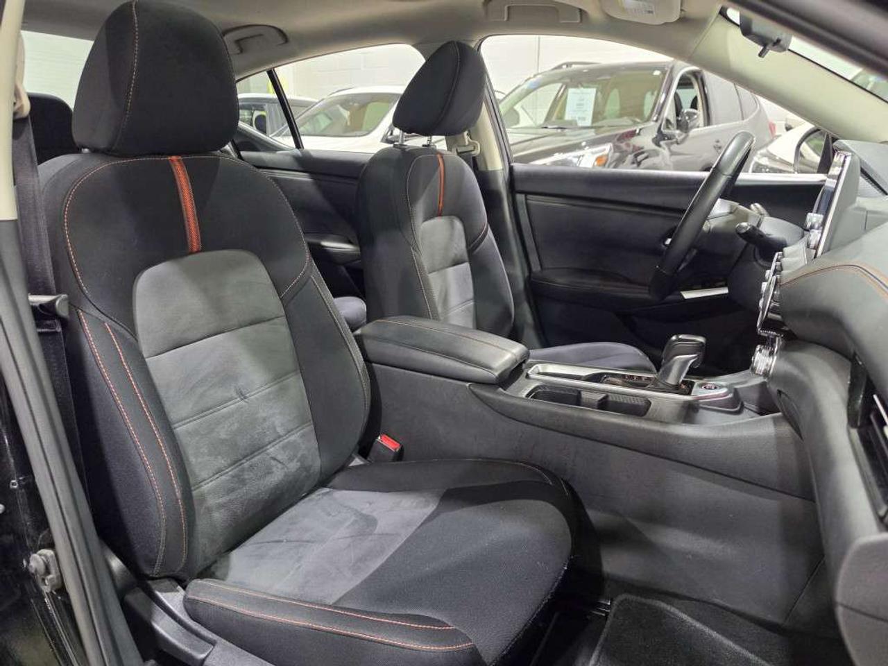 2023 Nissan Sentra SR NO ACCIDENT ONTARIO VEHICLE ONE OWNER SUNROOF FULL OPTION 4 NEW TIRE Photo