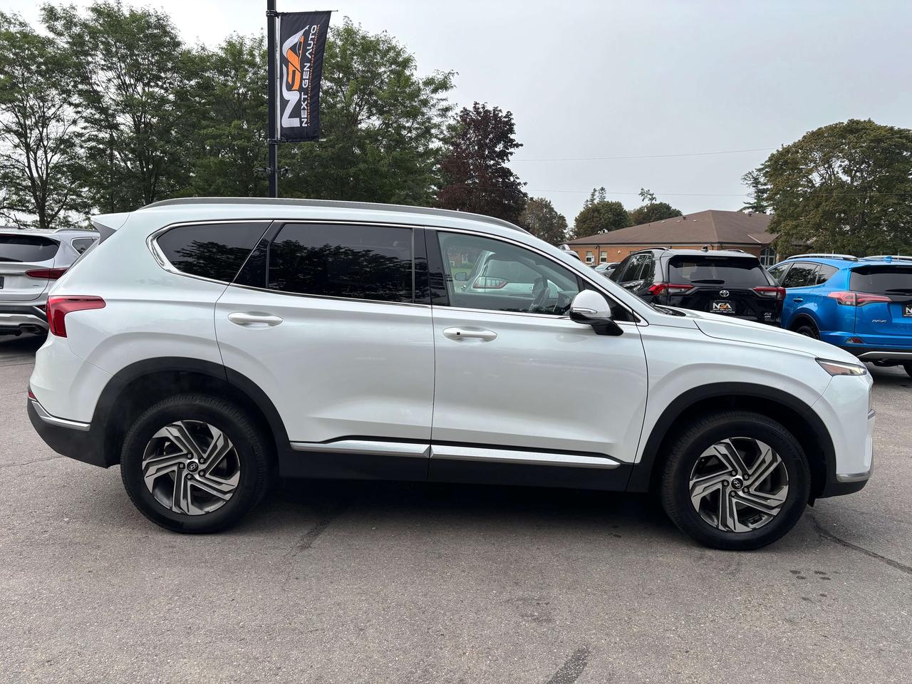 2022 Hyundai Santa Fe Preferred D Trend Pkg Leather Pano Roof One Owner Photo