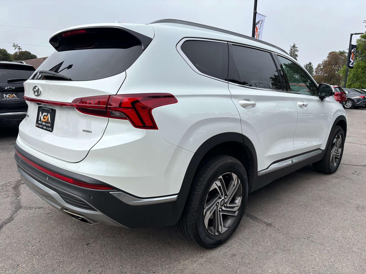 2022 Hyundai Santa Fe Preferred D Trend Pkg Leather Pano Roof One Owner Photo
