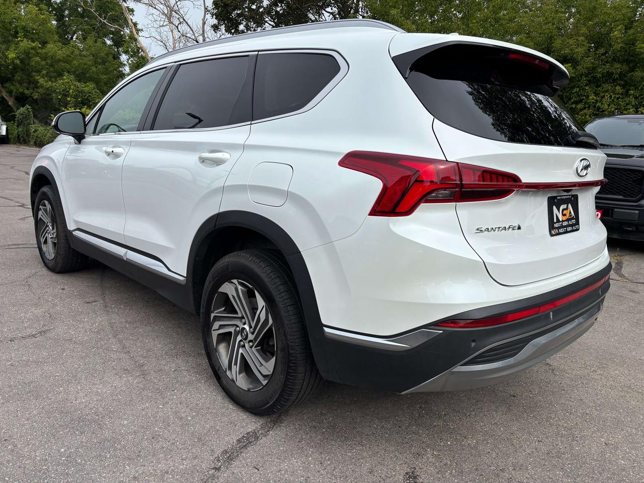 2022 Hyundai Santa Fe Preferred D Trend Pkg Leather Pano Roof One Owner Photo