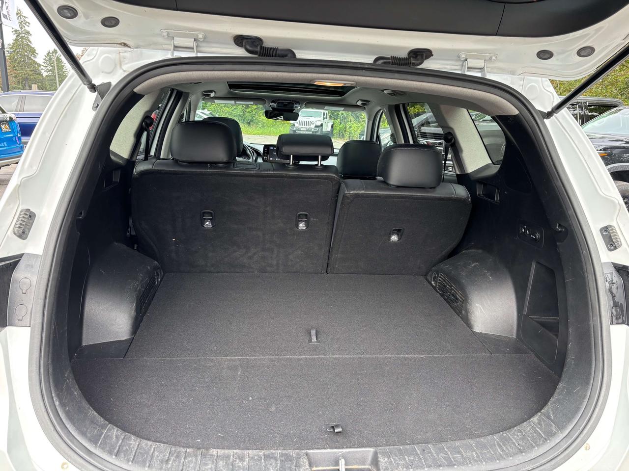2022 Hyundai Santa Fe Preferred D Trend Pkg Leather Pano Roof One Owner Photo