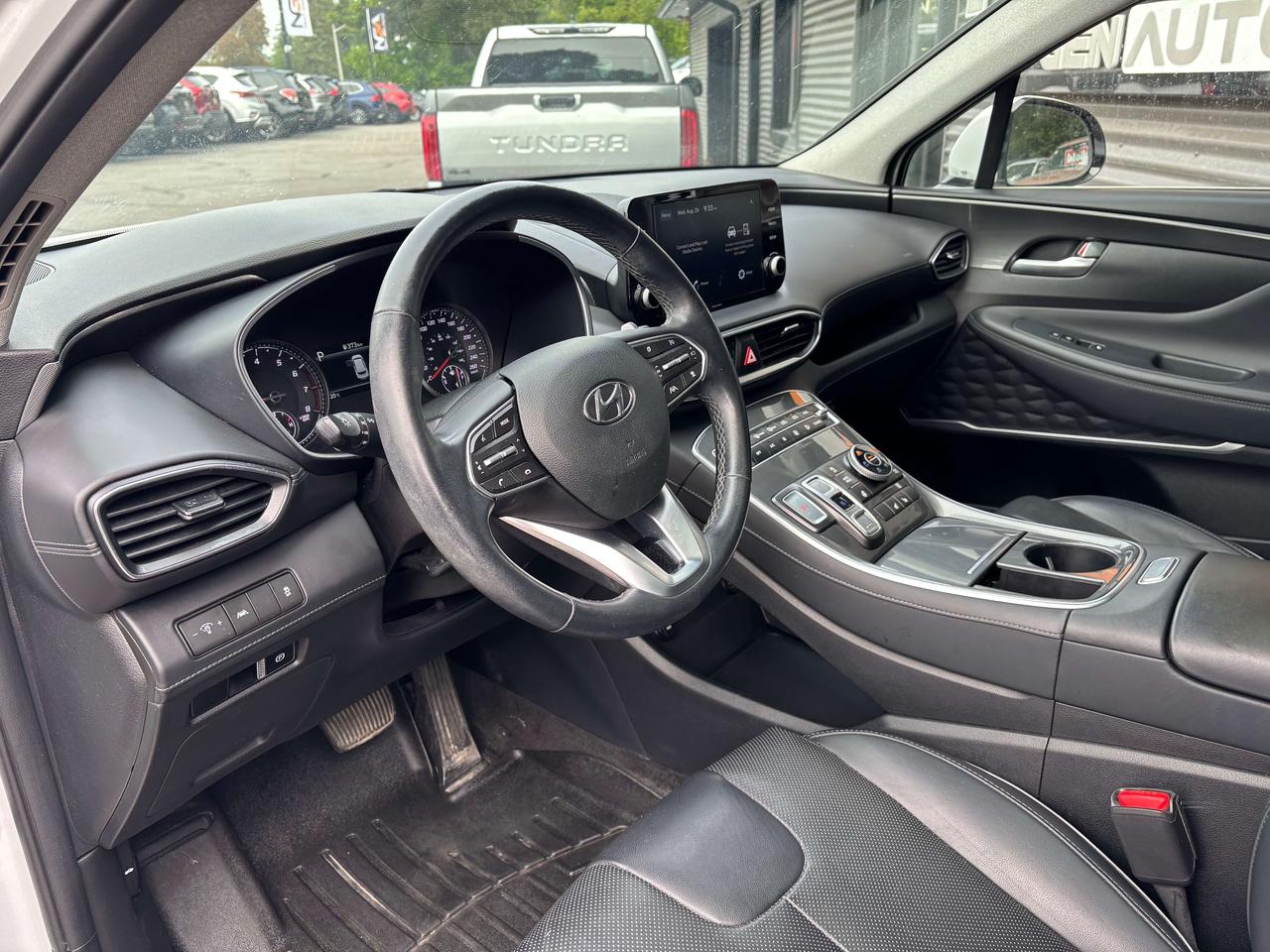 2022 Hyundai Santa Fe Preferred D Trend Pkg Leather Pano Roof One Owner Photo