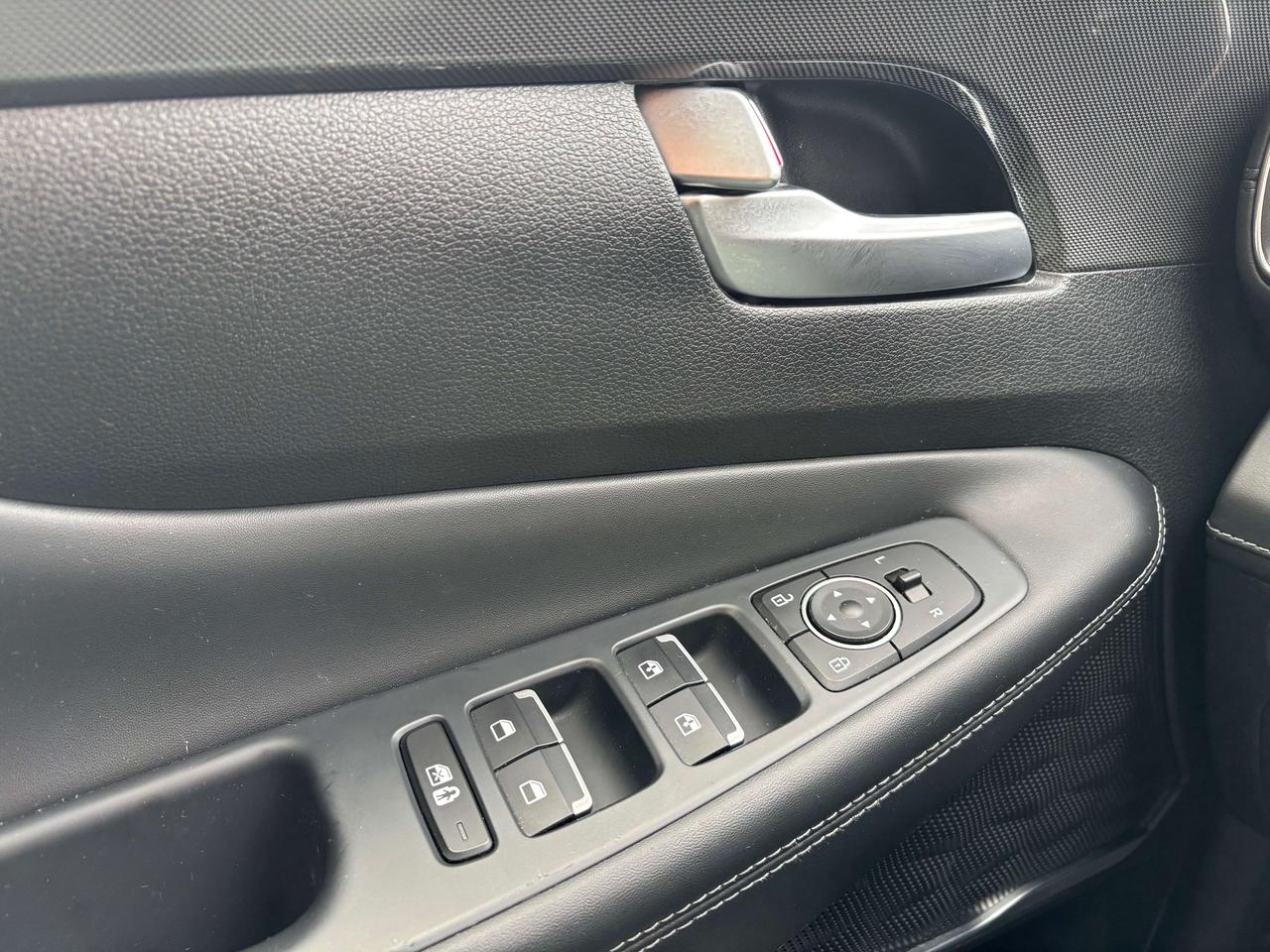 2022 Hyundai Santa Fe Preferred D Trend Pkg Leather Pano Roof One Owner Photo