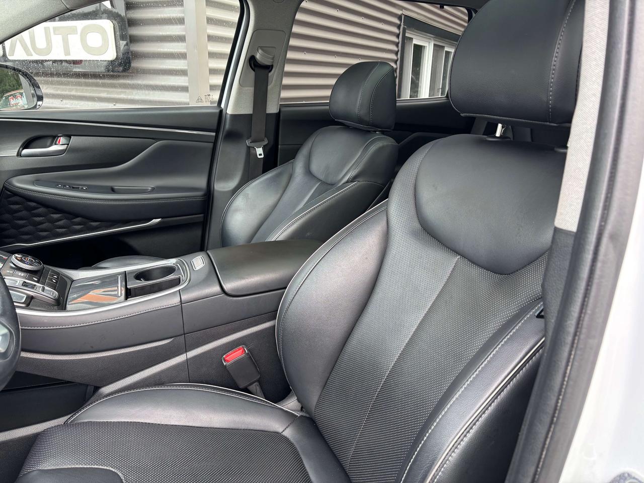 2022 Hyundai Santa Fe Preferred D Trend Pkg Leather Pano Roof One Owner Photo