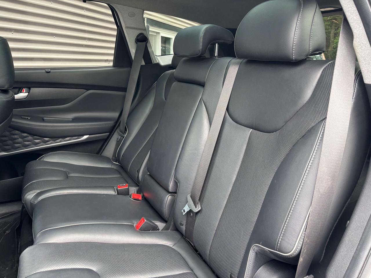 2022 Hyundai Santa Fe Preferred D Trend Pkg Leather Pano Roof One Owner Photo