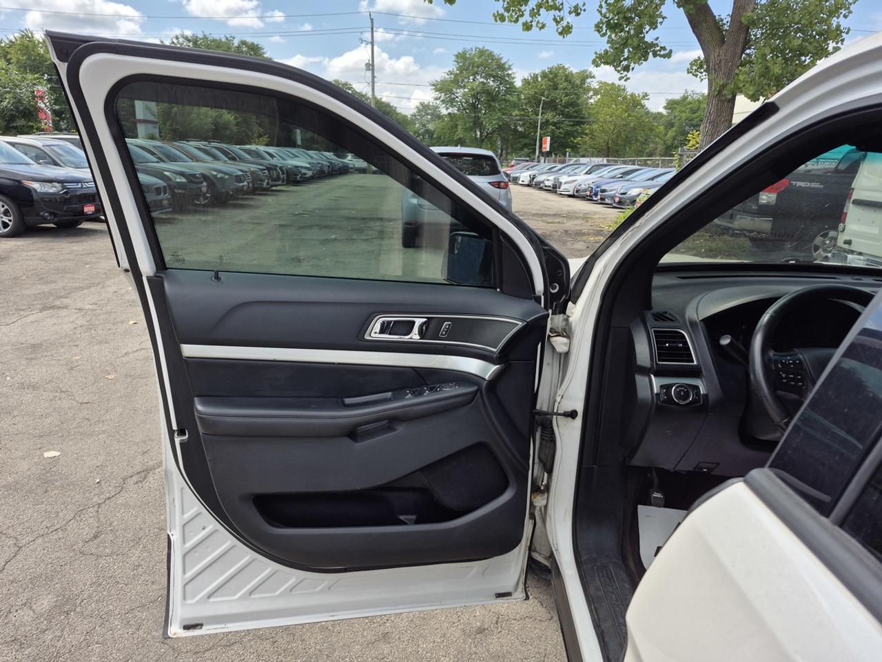 2016 Ford Explorer XLT Photo