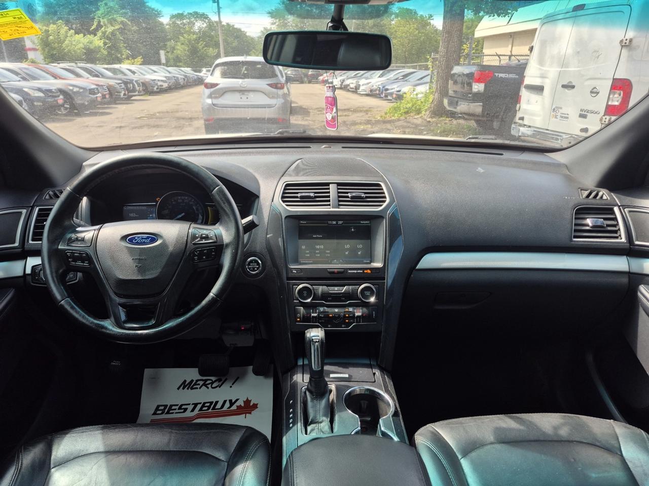 2016 Ford Explorer XLT Photo