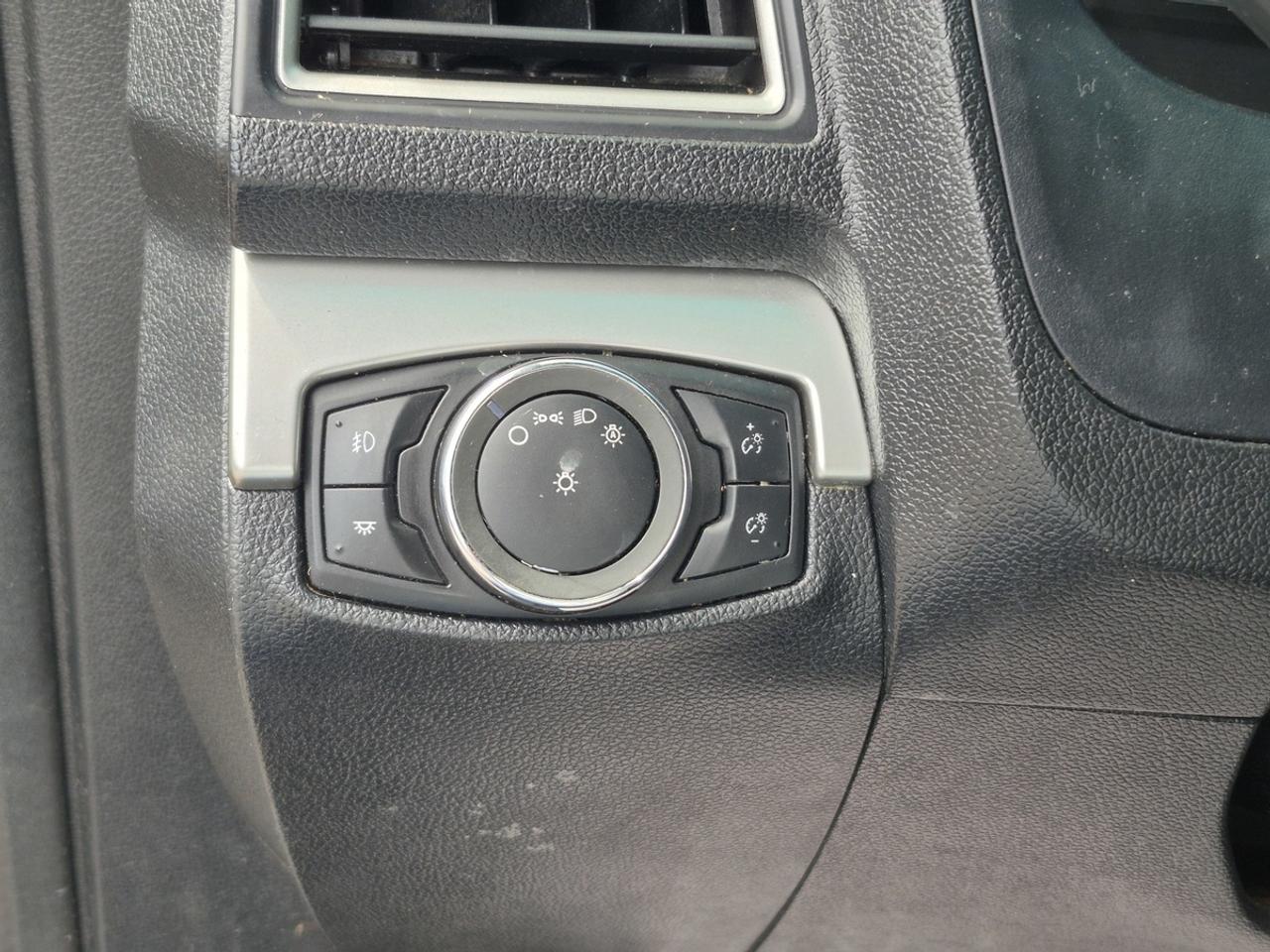 2016 Ford Explorer XLT Photo