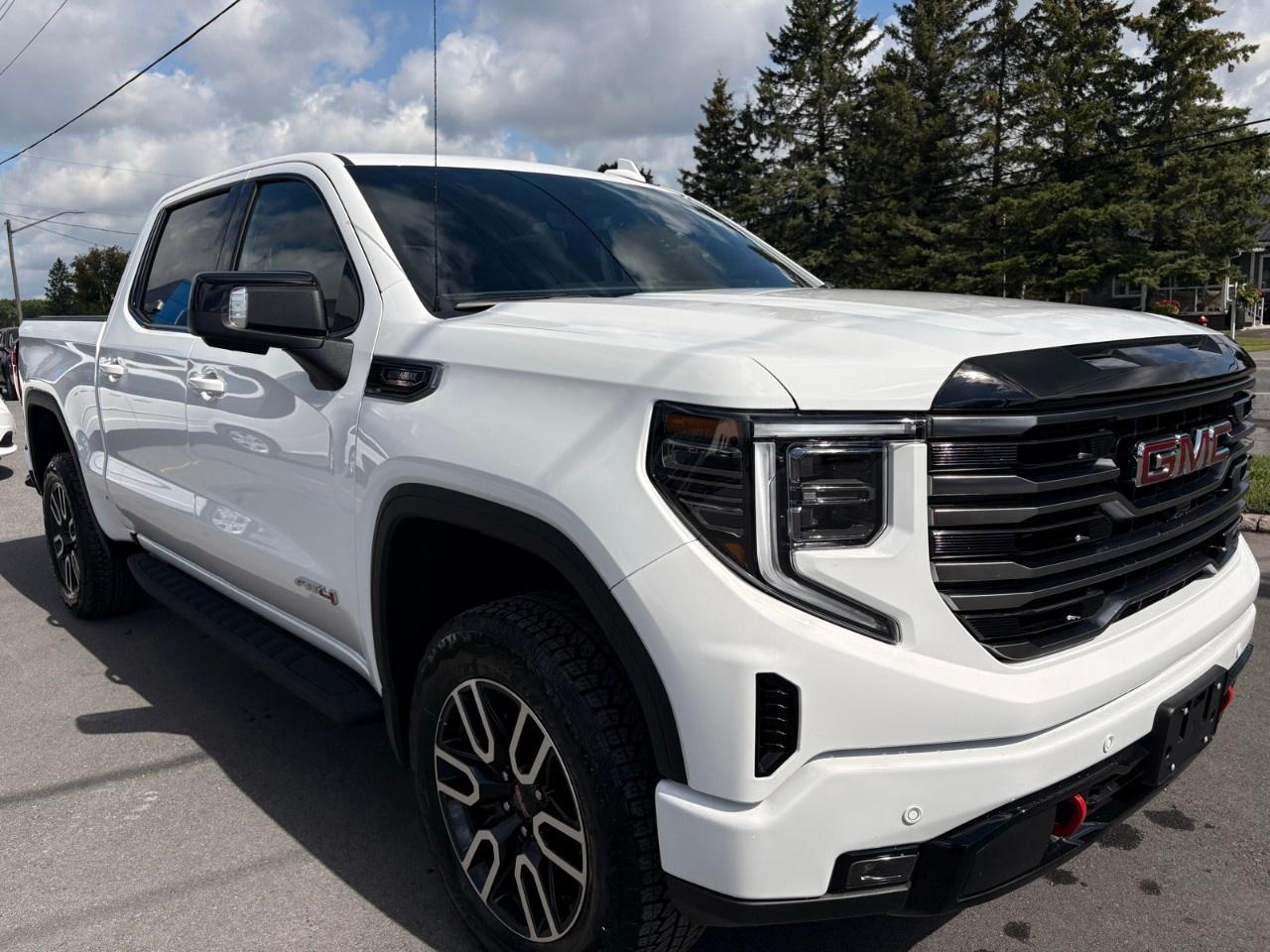 2026 GMC Sierra 1500 Crew Cab Short Box 4-Wheel Drive AT4 Photo