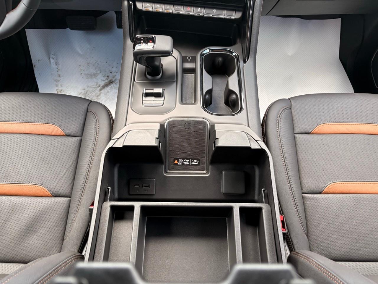 2026 GMC Sierra 1500 Crew Cab Short Box 4-Wheel Drive AT4 Photo