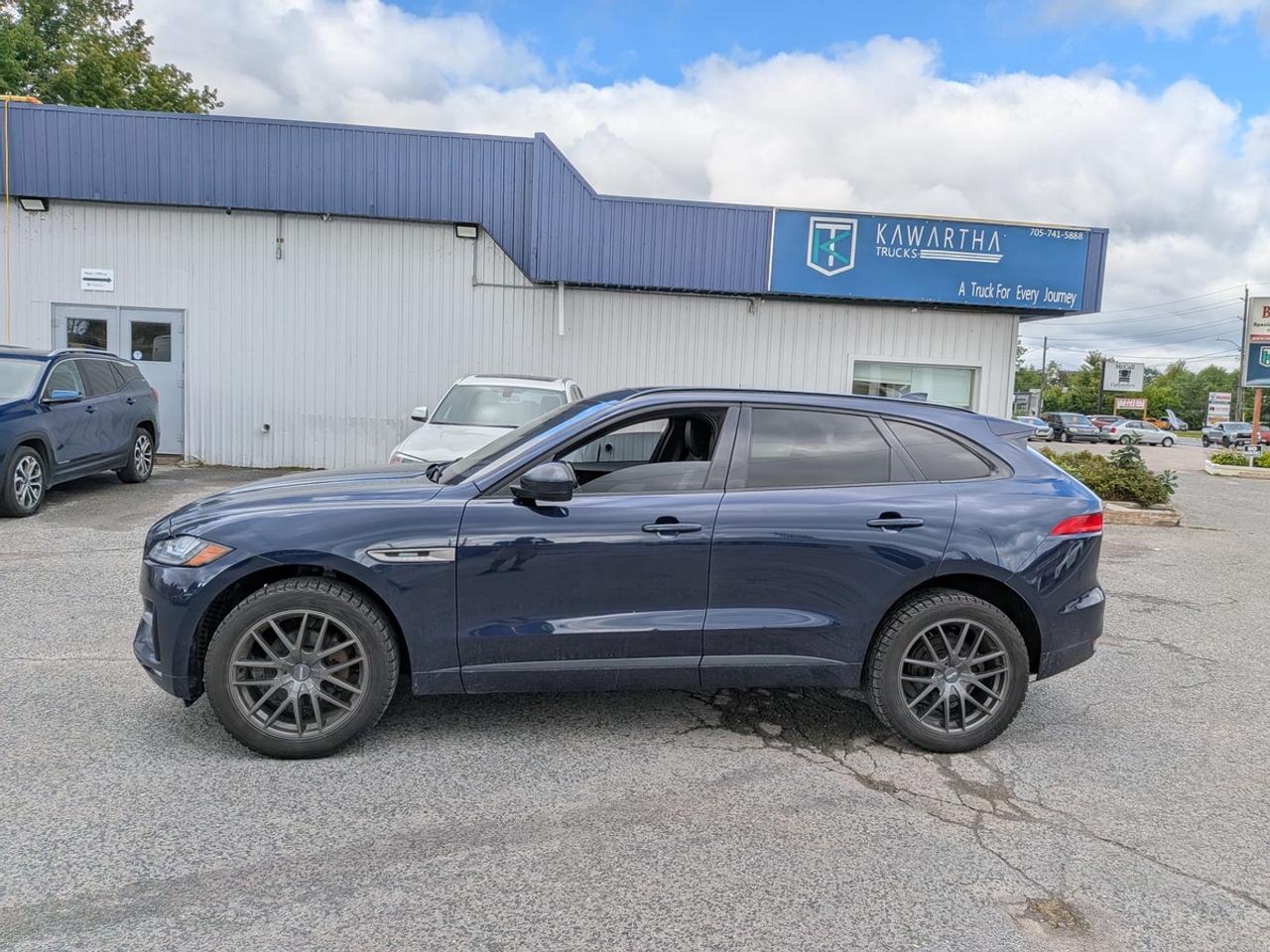 2018 Jaguar F-PACE R-Sport Photo