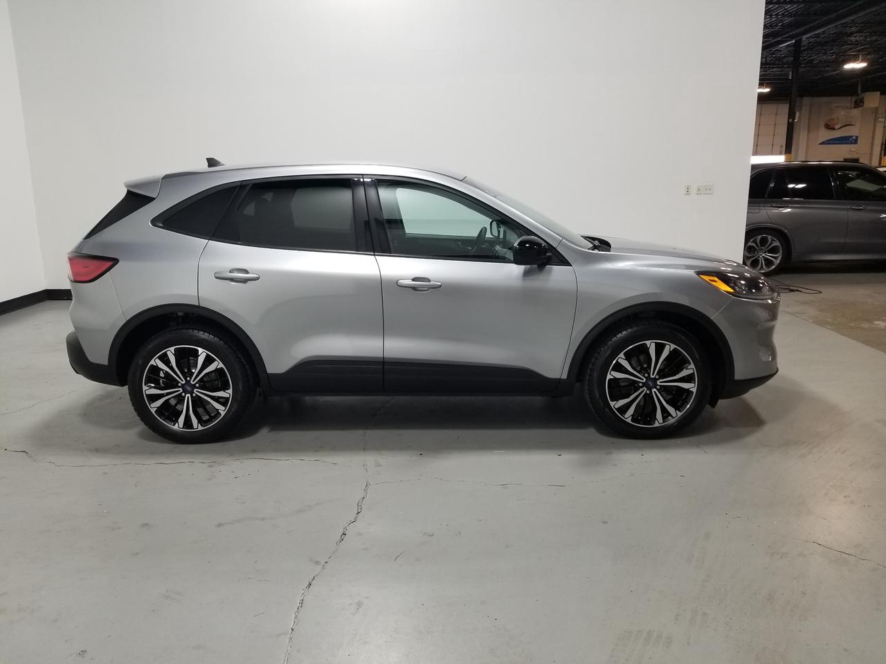 2021 Ford Escape SE 4dr All-Wheel Drive Photo