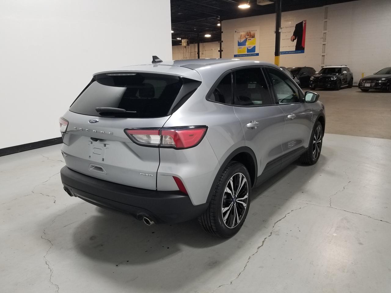 2021 Ford Escape SE 4dr All-Wheel Drive Photo