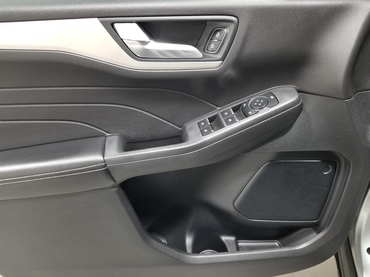 2021 Ford Escape SE 4dr All-Wheel Drive Photo