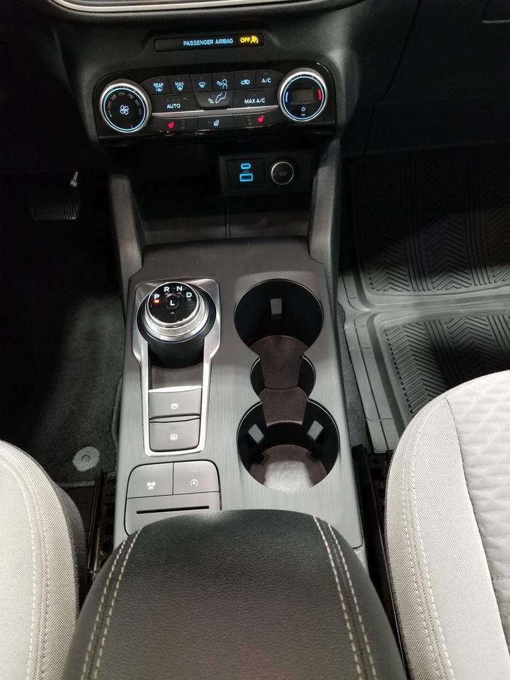 2021 Ford Escape SE 4dr All-Wheel Drive Photo