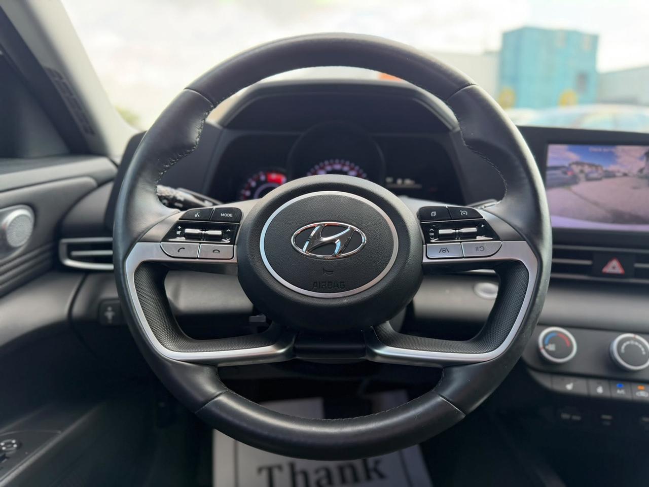2023 Hyundai Elantra SEL Photo