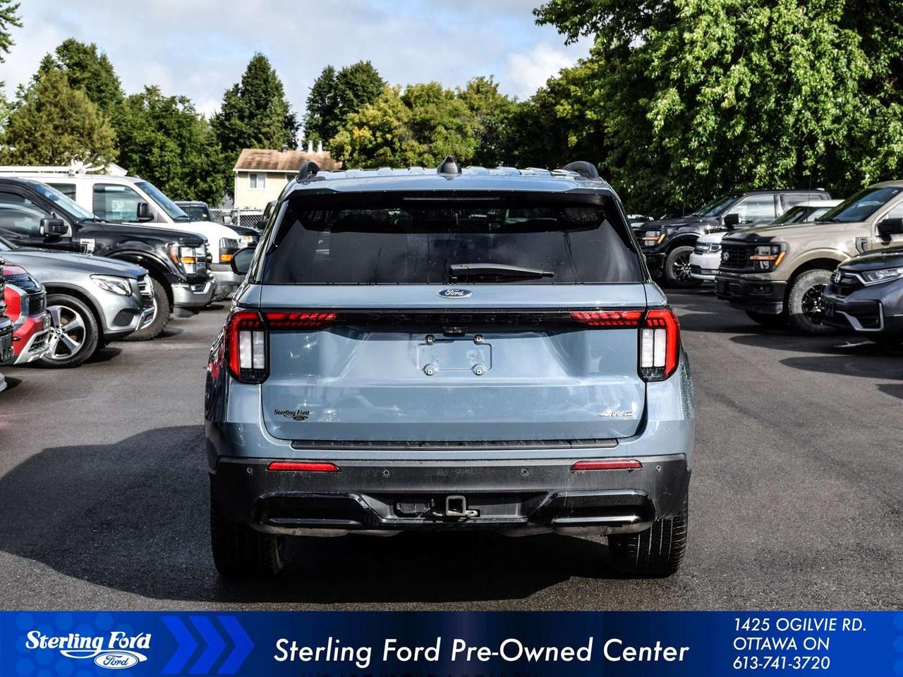 2025 Ford Explorer ST-Line Photo4