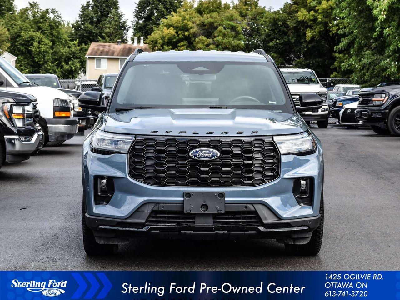 2025 Ford Explorer ST-Line Photo5