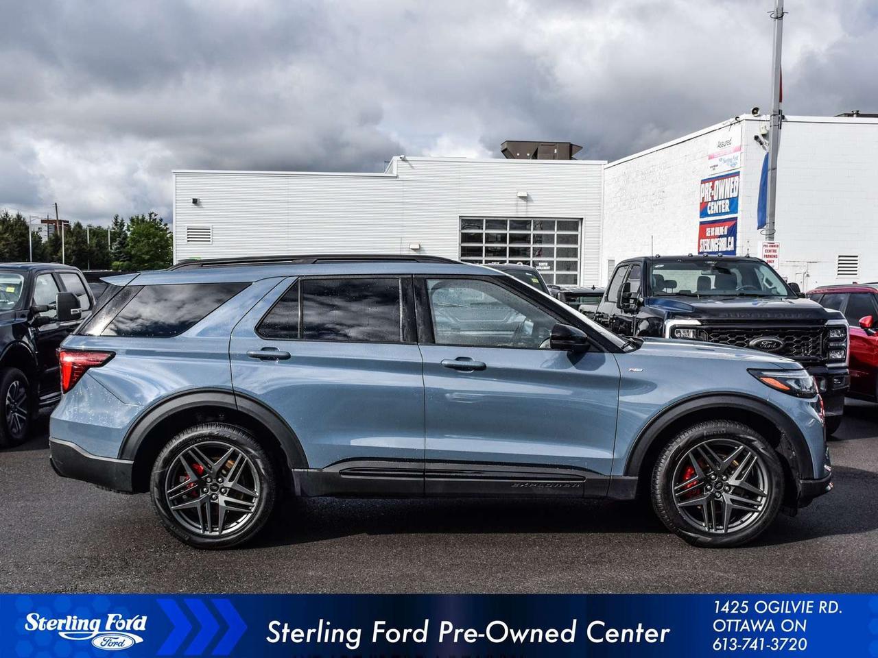 2025 Ford Explorer ST-Line Photo
