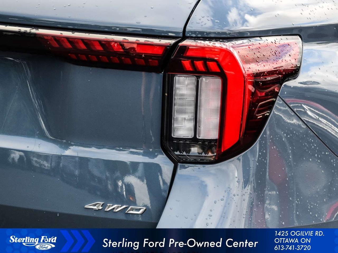 2025 Ford Explorer ST-Line Photo
