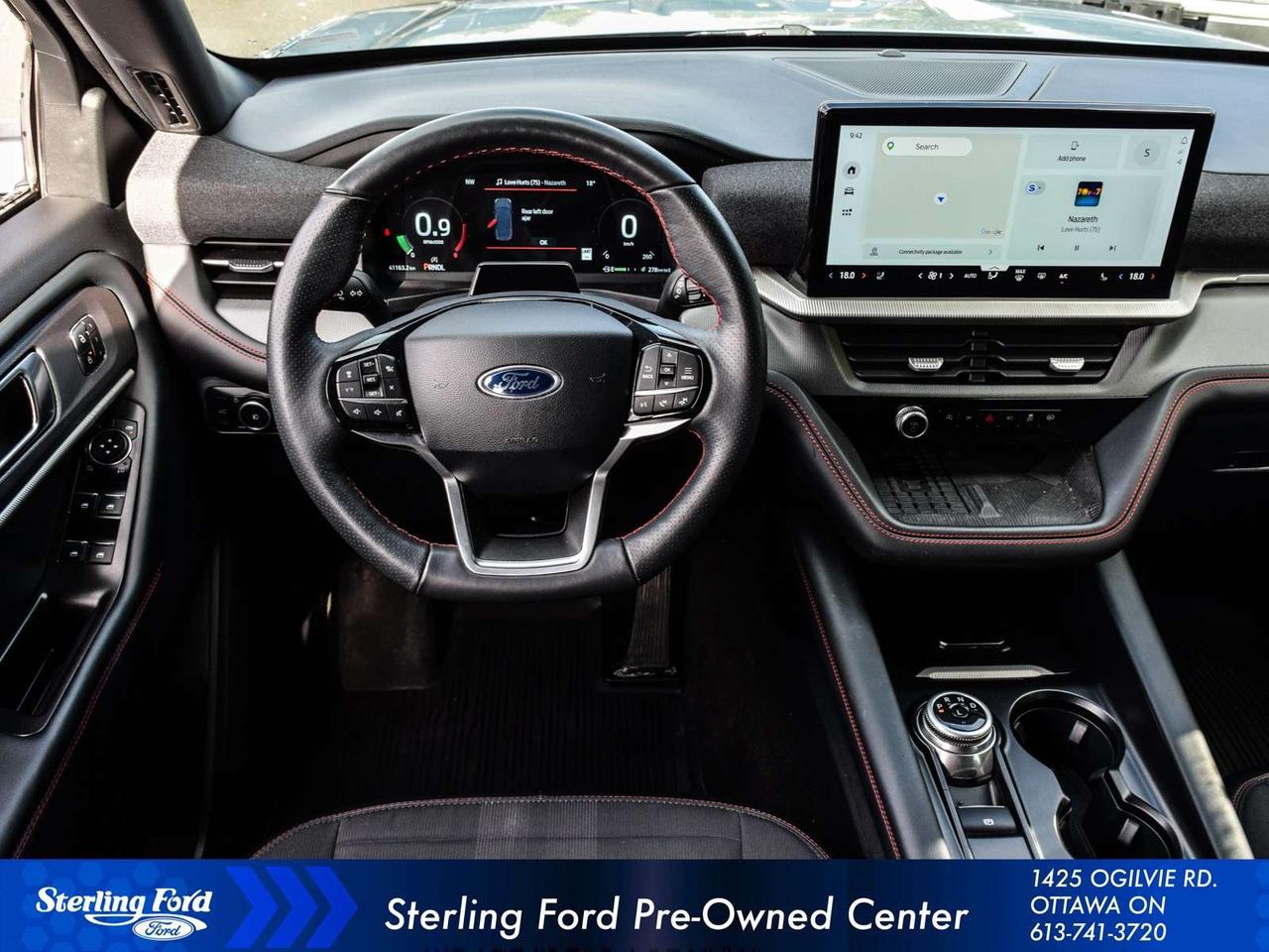 2025 Ford Explorer ST-Line Photo