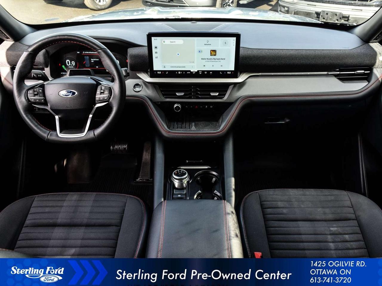2025 Ford Explorer ST-Line Photo