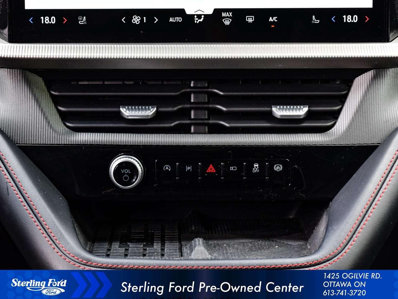2025 Ford Explorer ST-Line Photo