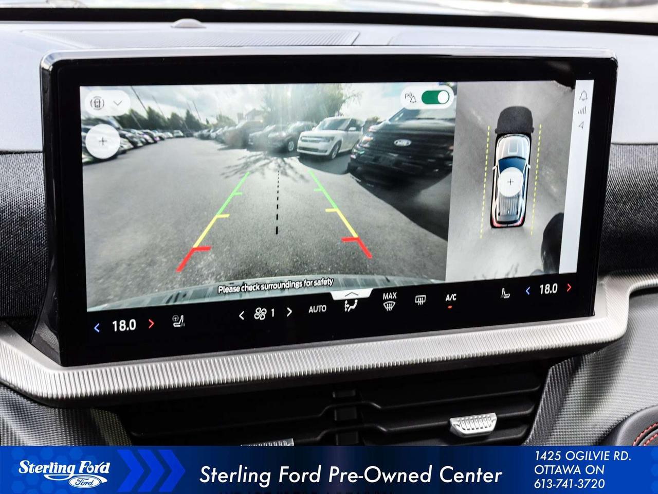 2025 Ford Explorer ST-Line Photo
