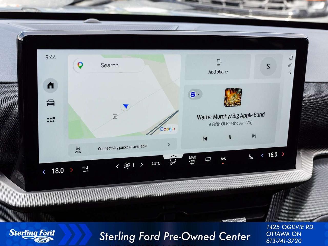 2025 Ford Explorer ST-Line Photo