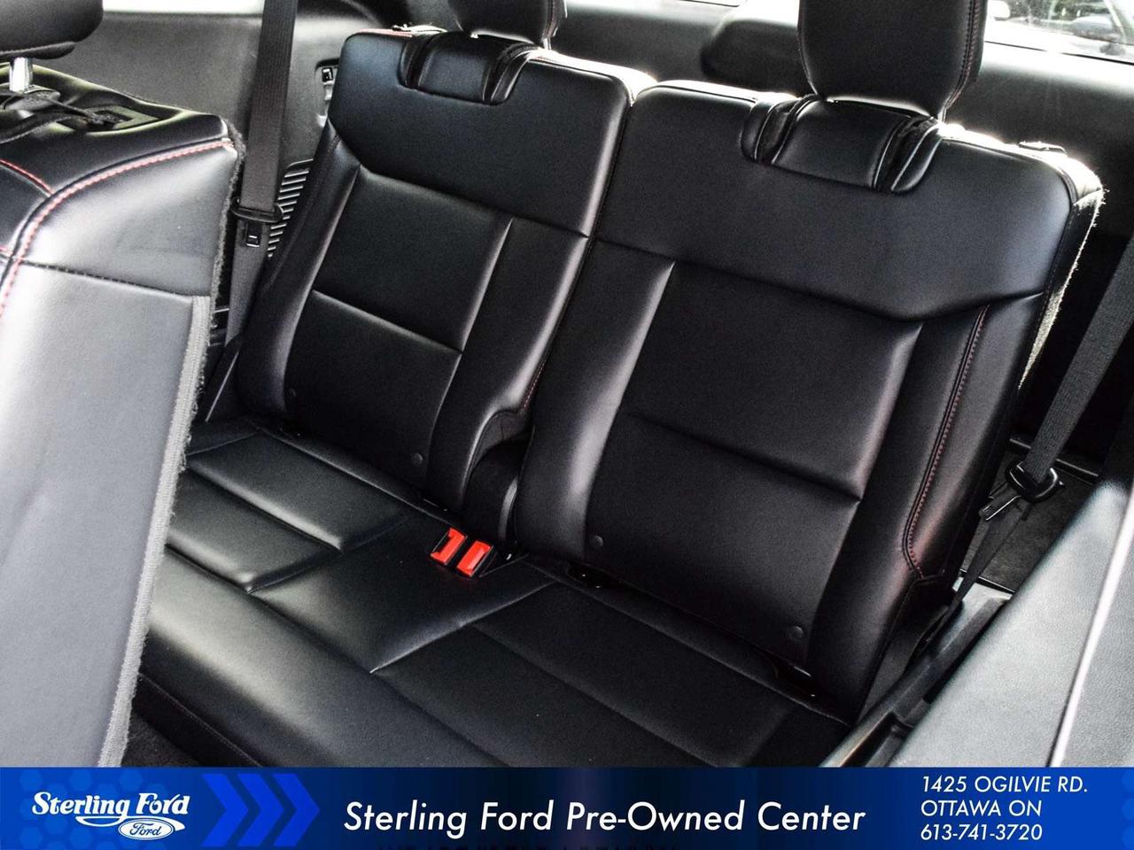 2025 Ford Explorer ST-Line Photo
